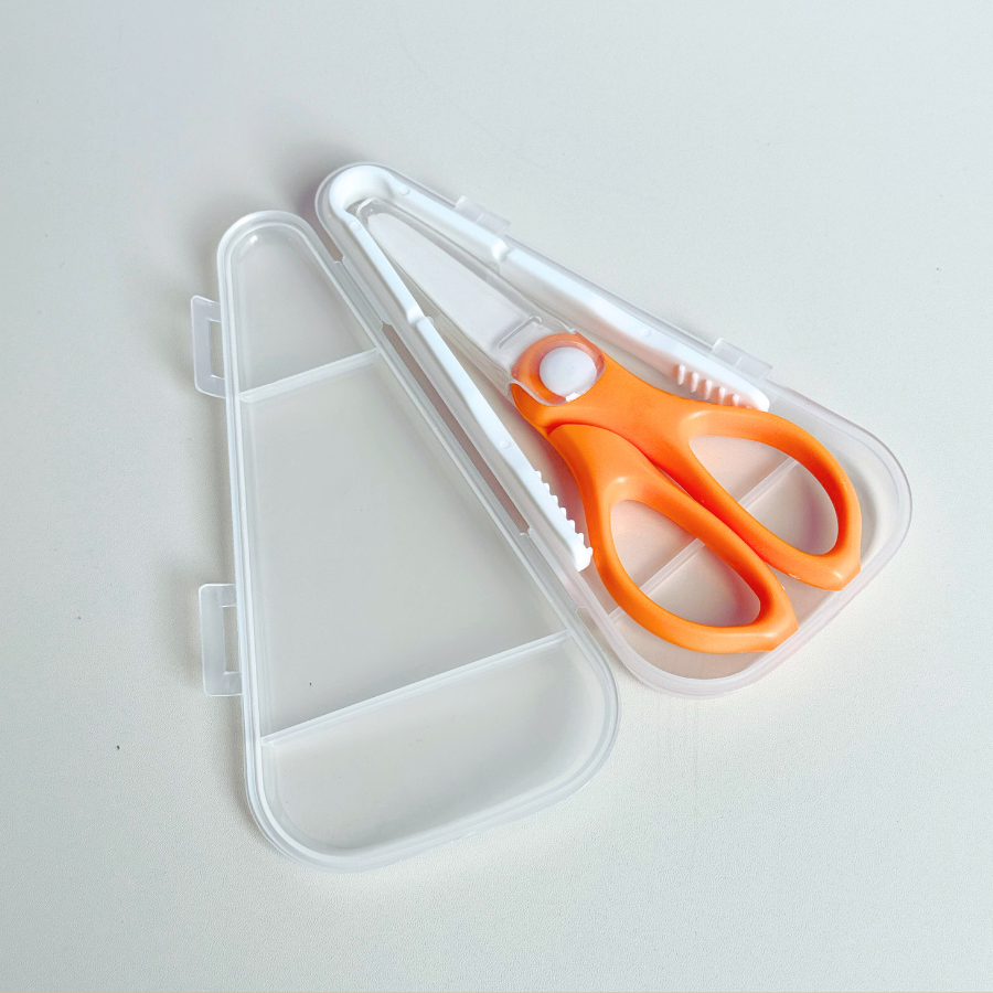 Ceramic Food Scissors with Storage Case for easier baby mealtime