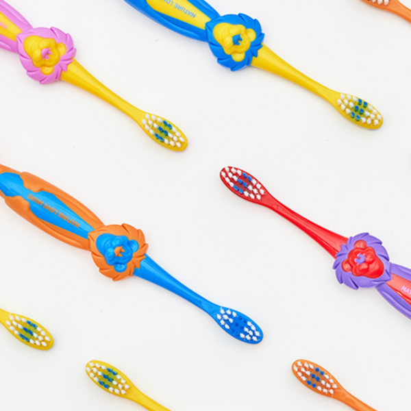 Nature Love Mere - Soft Bristles Toothbrush & Toothpaste
